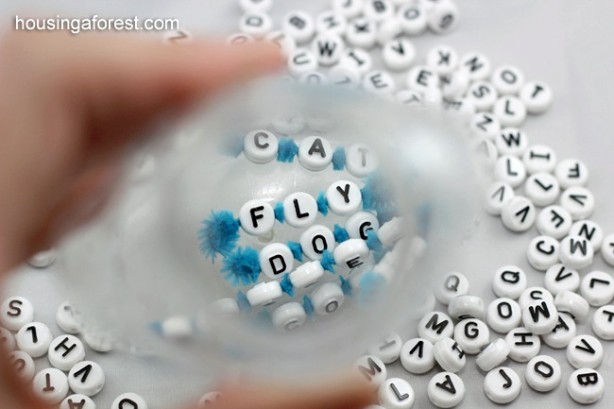 There Was an Old Lady Who Swallowed a Fly ~ fun learning activity. Fine motor, sequencing, early reading and spelling all rolled into one!