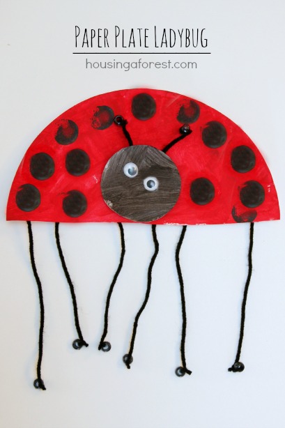Paper Plate Ladybug ~ simple spring kids craft