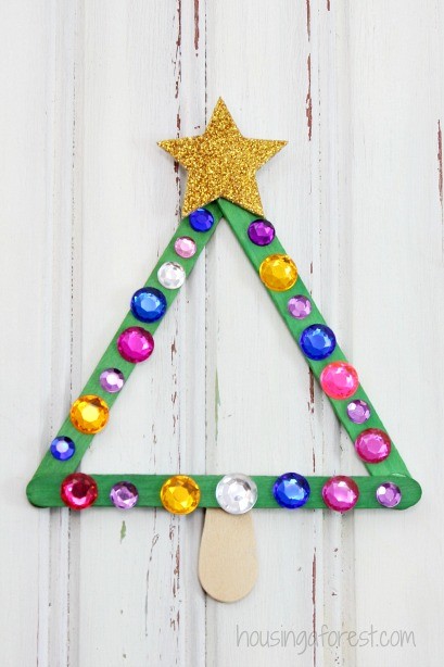 Popsicle Stick Christmas Tree Magnet | Housing a Forest